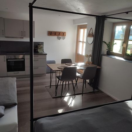Schoberkurve Apartment เราบลิง ภายนอก รูปภาพ