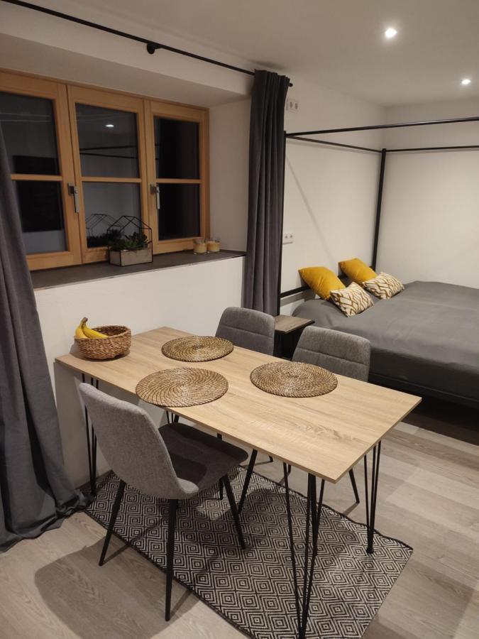 Schoberkurve Apartment เราบลิง ภายนอก รูปภาพ